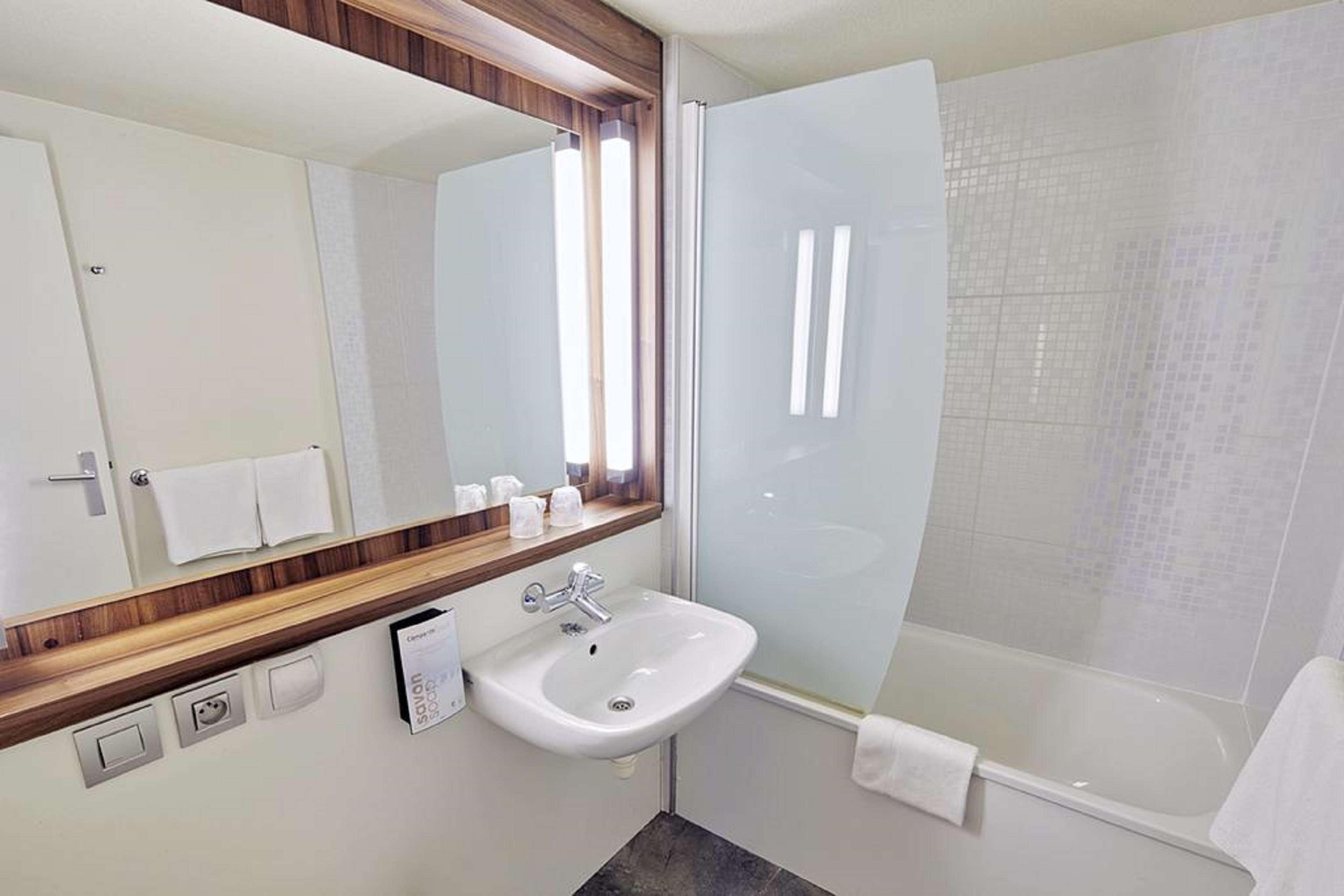Campanile Lille - Lomme Hotel Luaran gambar